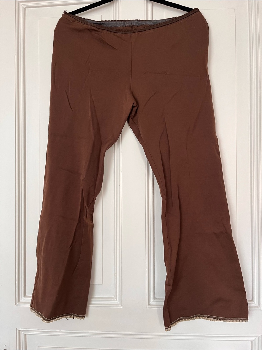 Vintage Brown Capri Leggings with lace trim
